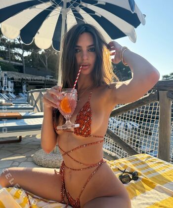 Full leaked Emily ratajkowski page private onlyfans photo