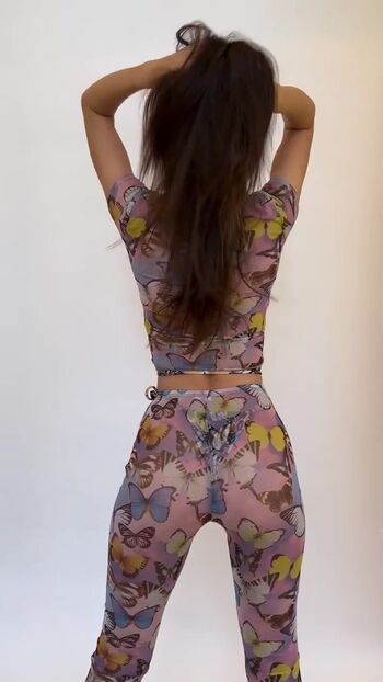 Emily Ratajkowski