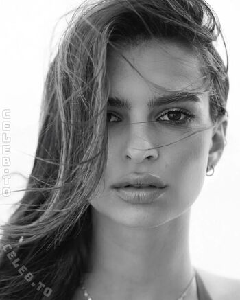 Full leaked Emily ratajkowski page private onlyfans photo