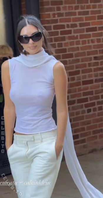 Full leaked Emily ratajkowski  page private onlyfans photo