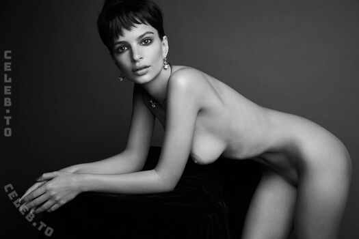 Full leaked Emily ratajkowski  page private onlyfans photo