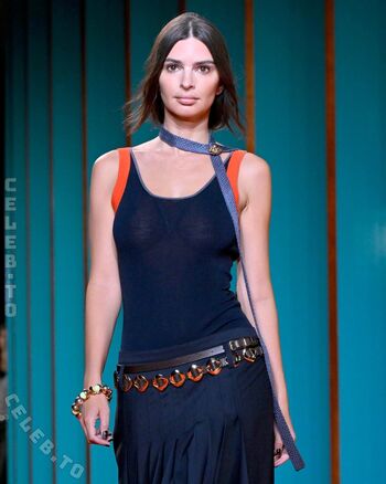 Emily Ratajkowski