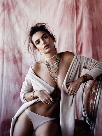 Full leaked Emily ratajkowski page private onlyfans photo