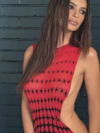 Full leaked Emily ratajkowski page private onlyfans photo