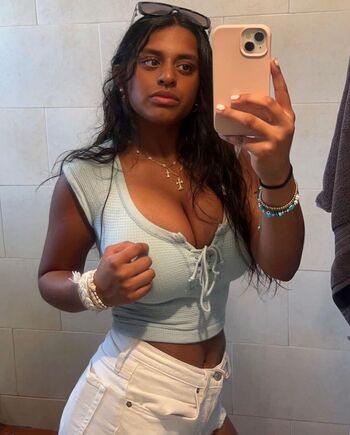 Full leaked Emily santttt page private onlyfans photo