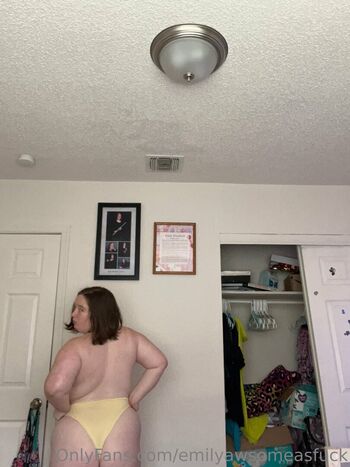 Full leaked Emily stevens private onlyfans photo