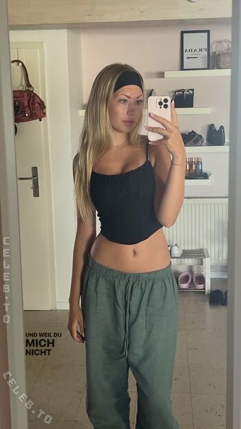 Full leaked Emily thn private onlyfans photo