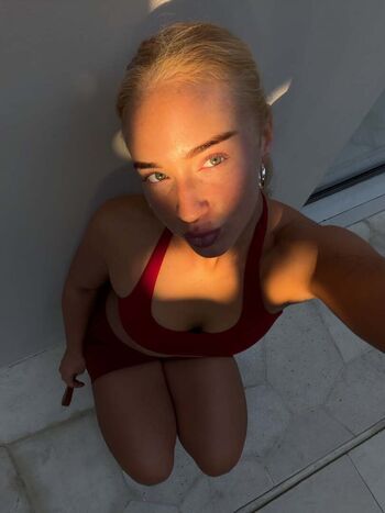 Full leaked Emily wakeling private onlyfans photo
