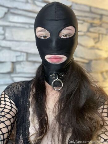 Full leaked Emily wells private onlyfans photo