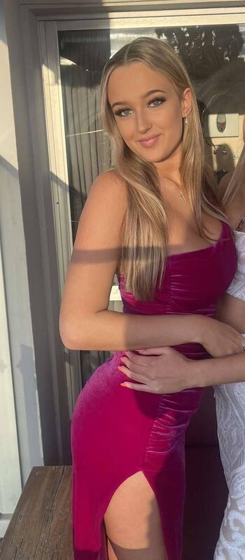 Full leaked Emily yyoung private onlyfans photo