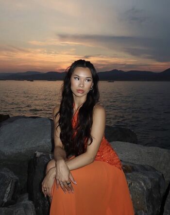 Full leaked Emilyannlau private onlyfans photo