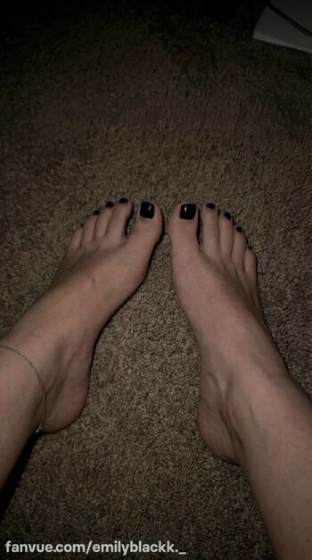 Full leaked Emilyblackk private onlyfans photo