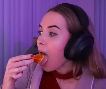 Full leaked Emilycc private onlyfans photo