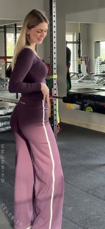 Full leaked Emilylior page private onlyfans photo