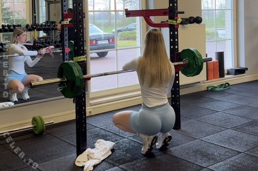 Full leaked Emilylior private onlyfans photo