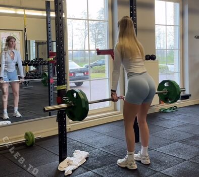 Full leaked Emilylior private onlyfans photo