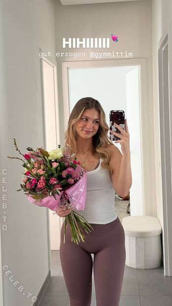 Full leaked Emilylior private onlyfans photo