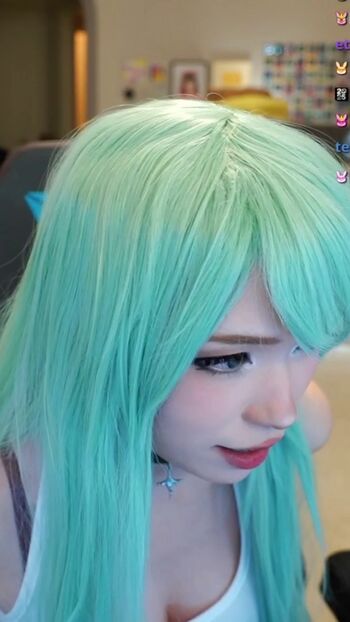 Full leaked Emiru  page private onlyfans photo