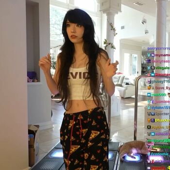 Full leaked Emiru  page private onlyfans photo