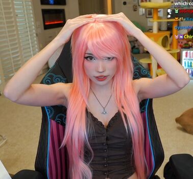 Full leaked Emiru  page private onlyfans photo