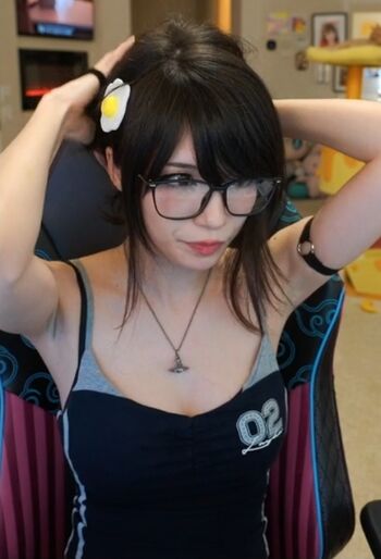 Full leaked Emiru private onlyfans photo