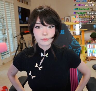 Full leaked Emiru page private onlyfans photo