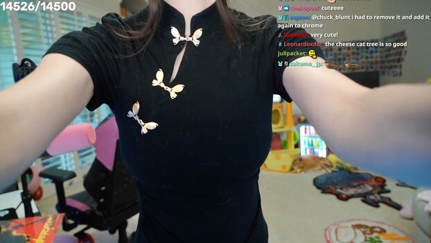 Full leaked Emiru page private onlyfans photo