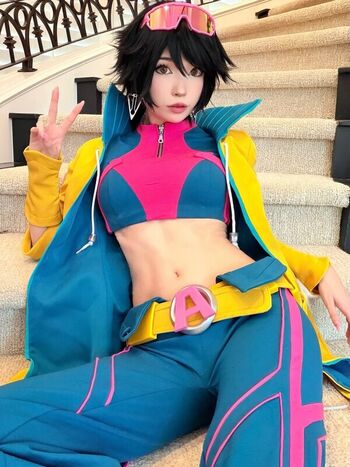 Full leaked Emiru page private onlyfans photo