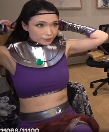 Full leaked Emiru  page private onlyfans photo
