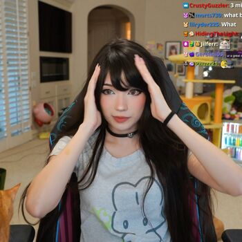 Full leaked Emiru page private onlyfans photo