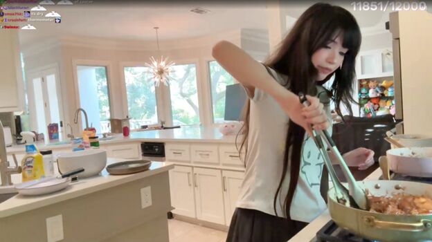Full leaked Emiru page private onlyfans photo