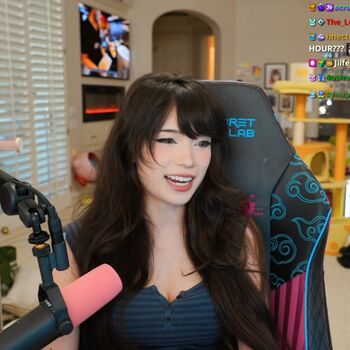 Full leaked Emiru private onlyfans photo