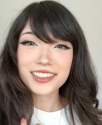 Full leaked Emiru private onlyfans photo