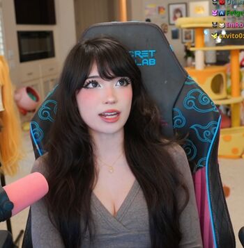 Full leaked Emiru private onlyfans photo