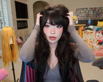 Full leaked Emiru private onlyfans photo