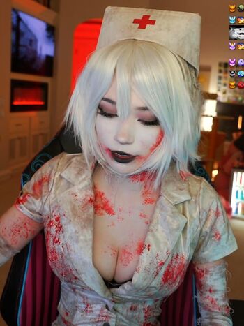 Full leaked Emiru page private onlyfans photo