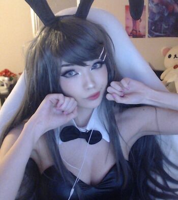 Full leaked Emiru page private onlyfans photo