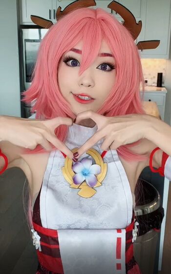 Full leaked Emiru page private onlyfans photo
