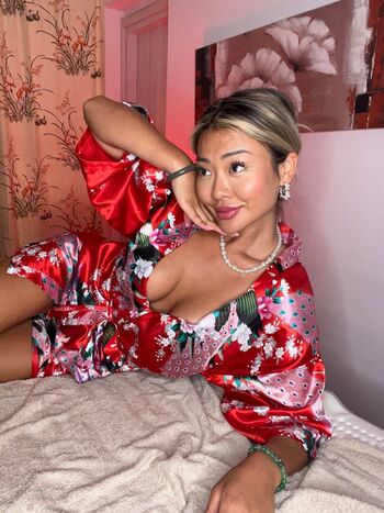 Full leaked Emlia lee private onlyfans photo