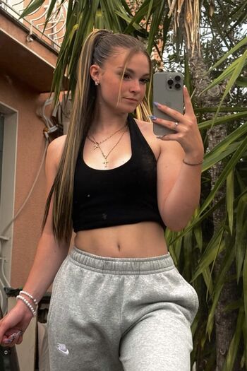 Full leaked Emma private onlyfans photo