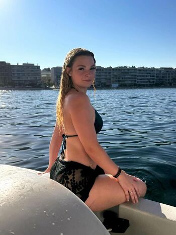 Full leaked Emma private onlyfans photo
