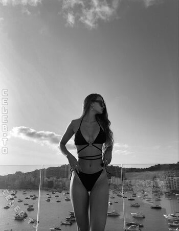 Full leaked Emma aurora private onlyfans photo