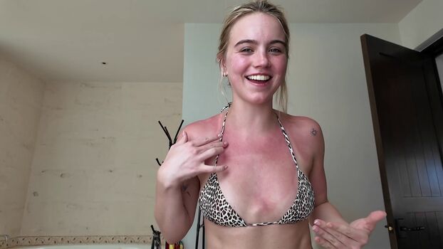 Full leaked Emma brooks private onlyfans photo