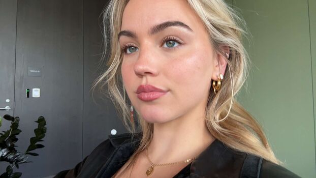 Full leaked Emma brooks private onlyfans photo