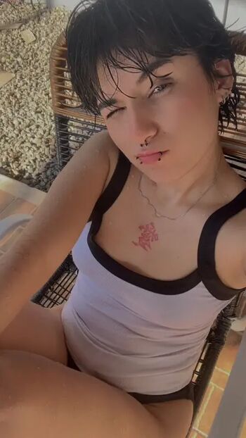 Full leaked Emma cute private onlyfans photo