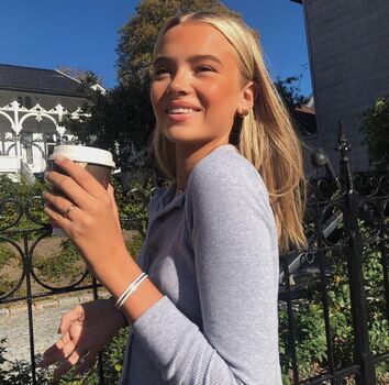 Full leaked Emma ellingsen private onlyfans photo