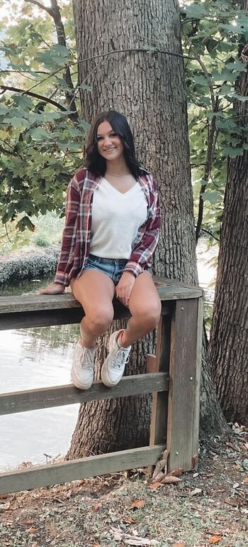 Full leaked Emma feathers private onlyfans photo