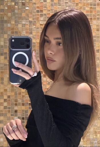 Full leaked Emma houlmiere private onlyfans photo