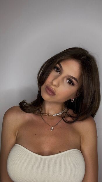 Full leaked Emma kapic private onlyfans photo