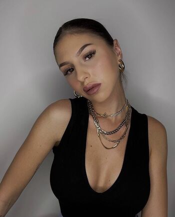 Full leaked Emma kapic private onlyfans photo